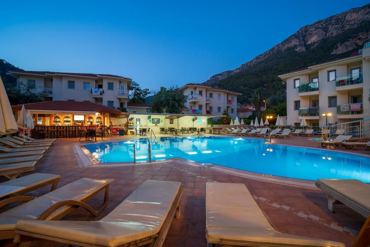 Belcehan Hotel โอลลุนเดนิซ ภายนอก รูปภาพ