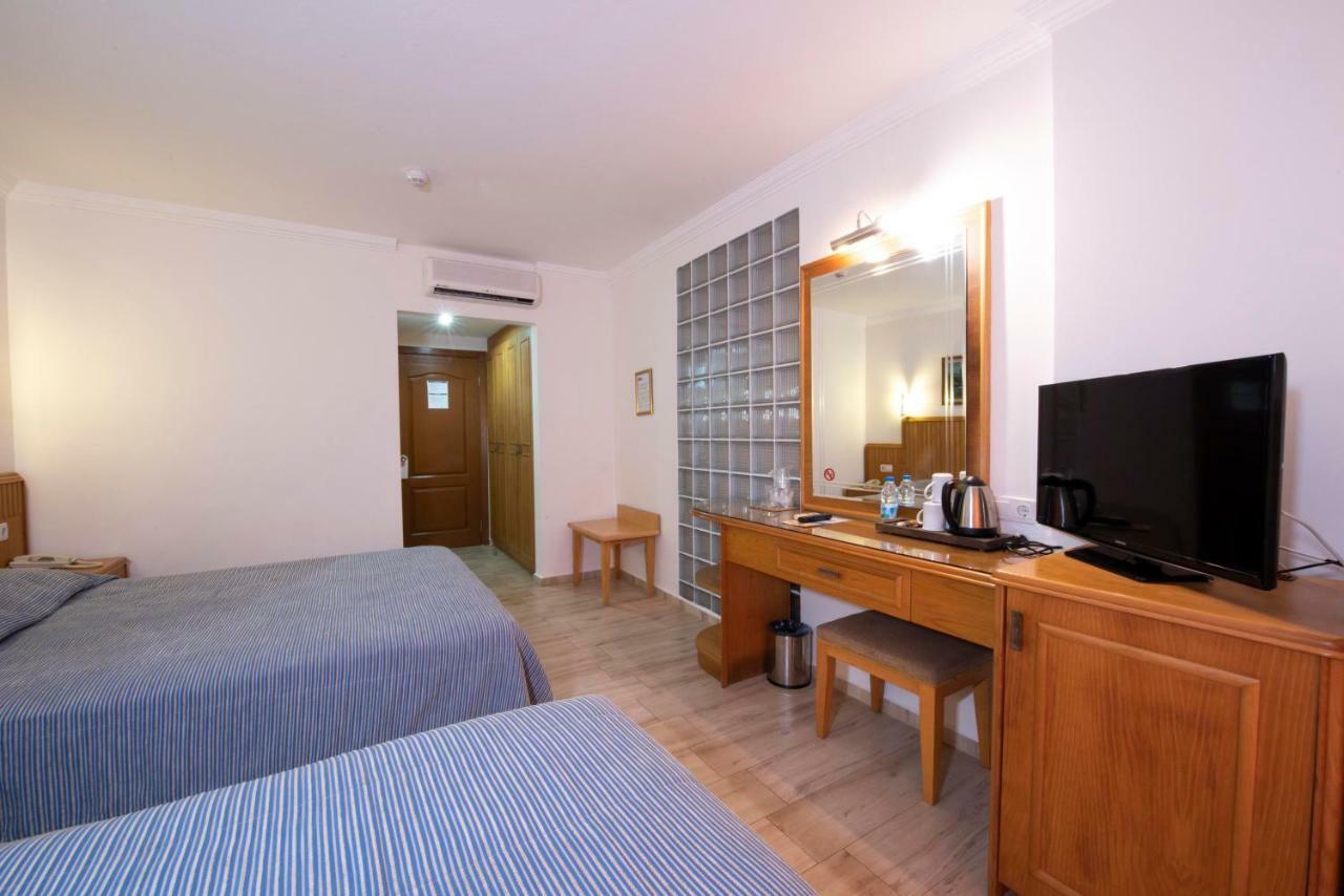 Belcehan Hotel โอลลุนเดนิซ ภายนอก รูปภาพ